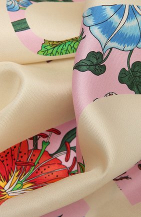 Женский шелковый платок GUCCI разноцветного цвета по цене 39950 руб., арт. 663683/3G001 | Фото 2 Женский шелковый платок GUCCI разноцветного цвета, арт. 663683/3G001 | Фото 2
