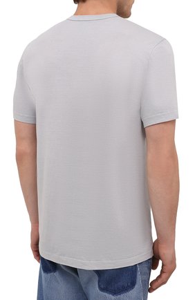 Мужская хлопковая футболка JAMES PERSE светло-серого цвета, арт. MLJ3311 | Фото 4 (Принт: Без принта; Рукава: Короткие; Длина (для топов): Стандартные; Материал внешний: Хлопок; Стили: Кэжуэл)
