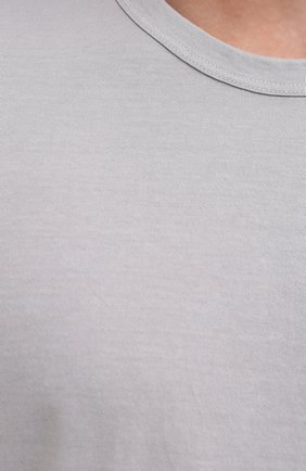 Мужская хлопковая футболка JAMES PERSE светло-серого цвета, арт. MLJ3311 | Фото 5 (Принт: Без принта; Рукава: Короткие; Длина (для топов): Стандартные; Материал внешний: Хлопок; Стили: Кэжуэл)