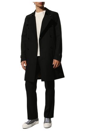 Мужской хлопковый тренч BURBERRY черного цвета по цене 175000 руб., арт. 8045294 | Фото 2 Мужской хлопковый тренч BURBERRY черного цвета, арт. 8045294 | Фото 2 (Рукава: Длинные; Материал подклада: Хлопок; Материал внешний: Хлопок; Стили: Кэжуэл; Мужское Кросс-КТ: Тренчкот-верхняя одежда; Длина (верхняя одежда): До середины бедра)