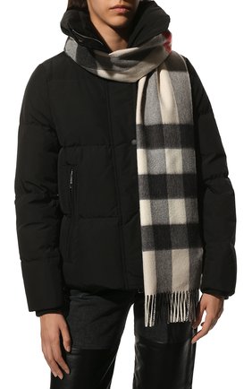 Мужской кашемировый шарф BURBERRY кремвого цвета по цене 51850 руб., арт. 8015550 | Фото 2 Мужской кашемировый шарф BURBERRY кремвого цвета, арт. 8015550 | Фото 2