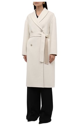 Женское кашемировое пальто BRUNELLO CUCINELLI кремвого цвета, арт. ML4549680P | Фото 3 (Материал внешний: Шерсть, Кашемир; Рукава: Длинные; Длина (верхняя одежда): Длинные; 1-2-бортные: Двубортные; Стили: Кэжуэл)