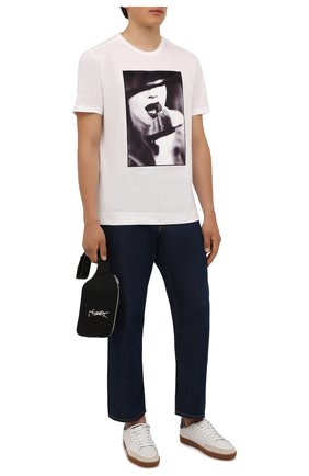 Мужская хлопковая футболка LIMITATO белого цвета по цене 21650 руб., арт. STUDY/T-SHIRT | Фото 2 Мужская хлопковая футболка LIMITATO белого цвета, арт. STUDY/T-SHIRT | Фото 2 (Материал внешний: Хлопок; Длина (для топов): Стандартные; Рукава: Короткие; Принт: С принтом)