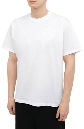 Мужская хлопковая футболка BURBERRY белого цвета, арт. 8042233 | Фото 3 (Принт: Без принта; Рукава: Короткие; Длина (для топов): Стандартные; Материал внешний: Хлопок)
