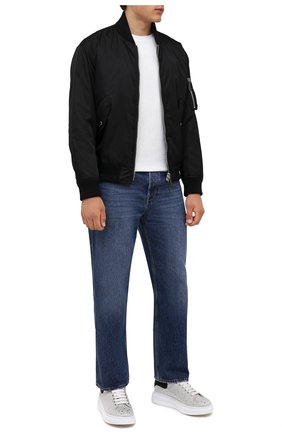 Мужские кожаные кеды ALEXANDER MCQUEEN белого цвета по цене 118000 руб., арт. 604223/WHCE4 | Фото 2 Мужские кожаные кеды ALEXANDER MCQUEEN белого цвета, арт. 604223/WHCE4 | Фото 2