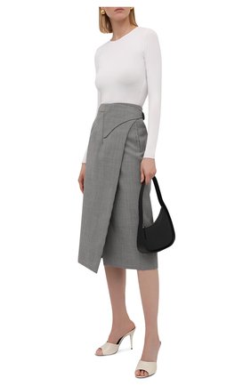 Женская шерстяная юбка WARDROBE.NYC черно-белого цвета по цене 54150 руб., арт. W2016HTPC | Фото 2 Женская шерстяная юбка WARDROBE.NYC черно-белого цвета, арт. W2016HTPC | Фото 2 (Материал внешний: Шерсть; Материал подклада: Купро; Длина Ж (юбки, платья, шорты): Миди; Женское Кросс-КТ: Юбка-одежда; Стили: Кэжуэл)