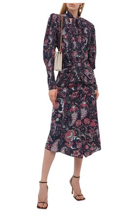 Женская шелковая блузка ISABEL MARANT темно-синего цвета по цене 65050 руб., арт. HT2154-21A021I/BAT0ZIA | Фото 2 Женская шелковая блузка ISABEL MARANT темно-синего цвета, арт. HT2154-21A021I/BAT0ZIA | Фото 2