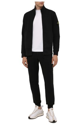 Мужские хлопковые джоггеры STONE ISLAND черного цвета по цене 22400 руб., арт. 751564520 | Фото 2 Мужские хлопковые джоггеры STONE ISLAND черного цвета, арт. 751564520 | Фото 2