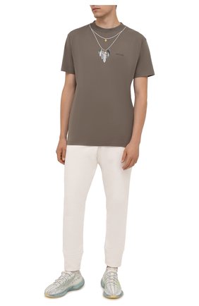 Мужская хлопковая футболка MARCELO BURLON хаки цвета по цене 22050 руб., арт. CMAA018F21JER007 | Фото 2 Мужская хлопковая футболка MARCELO BURLON хаки цвета, арт. CMAA018F21JER007 | Фото 2