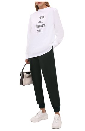 Женская хлопковый лонгслив HELMUT LANG белого цвета по цене 16100 руб., арт. L05HW509 | Фото 2 Женская хлопковый лонгслив HELMUT LANG белого цвета, арт. L05HW509 | Фото 2