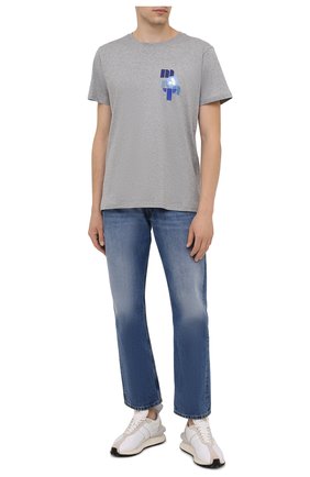 Мужская хлопковая футболка ISABEL MARANT серого цвета по цене 16050 руб., арт. TS0433-21A040H/ZAFFERH | Фото 2 Мужская хлопковая футболка ISABEL MARANT серого цвета, арт. TS0433-21A040H/ZAFFERH | Фото 2 (Длина (для топов): Стандартные; Рукава: Короткие; Материал внешний: Хлопок; Принт: С принтом; Стили: Кэжуэл)