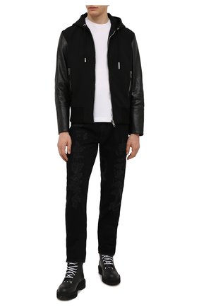 Мужские джинсы GIVENCHY черного цвета по цене 62250 руб., арт. BM50ST50NY | Фото 2 Мужские джинсы GIVENCHY черного цвета, арт. BM50ST50NY | Фото 2