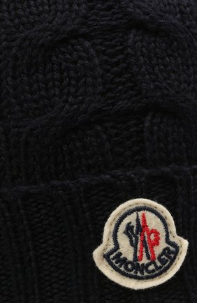 Детского шерстяная шапка MONCLER темно-синего цвета по цене 10400 руб., арт. G2-954-3B715-20-04S02 | Фото 3 Детского шерстяная шапка MONCLER темно-синего цвета, арт. G2-954-3B715-20-04S02 | Фото 3 (Материал: Шерсть)