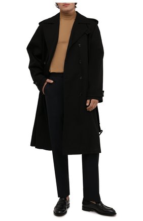 Мужские шерстяные брюки TOM FORD темно-синего цвета по цене 66450 руб., арт. Q22R13/610043 | Фото 2 Мужские шерстяные брюки TOM FORD темно-синего цвета, арт. Q22R13/610043 | Фото 2 (Материал внешний: Шерсть; Материал подклада: Купро; Стили: Классический; Случай: Формальный; Длина (брюки, джинсы): Стандартные)