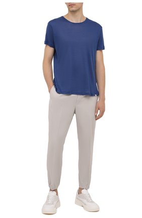 Мужская льняная футболка ORLEBAR BROWN синего цвета, арт. 274190 | Фото 2 (Рукава: Короткие; Материал внешний: Лен; Длина (для топов): Стандартные; Принт: Без принта; Стили: Кэжуэл)