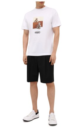 Мужская хлопковая футболка palm angels x missoni PALM ANGELS белого цвета по цене 23850 руб., арт. PMAA001F21JER0310110/W | Фото 2 Мужская хлопковая футболка palm angels x missoni PALM ANGELS белого цвета, арт. PMAA001F21JER0310110/W | Фото 2 (Материал внешний: Хлопок; Рукава: Короткие; Длина (для топов): Стандартные; Принт: С принтом; Стили: Гранж)