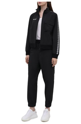 Женская куртка 7 moncler frgmt hiroshi fujiwara MONCLER GENIUS черного цвета по цене 56600 руб., арт. G2-09U-2F000-02-5499N | Фото 2 Женская куртка 7 moncler frgmt hiroshi fujiwara MONCLER GENIUS черного цвета, арт. G2-09U-2F000-02-5499N | Фото 2