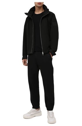 Мужские хлопковые джоггеры RICK OWENS черного цвета по цене 83450 руб., арт. RU02A5375/TE | Фото 2 Мужские хлопковые джоггеры RICK OWENS черного цвета, арт. RU02A5375/TE | Фото 2 (Материал внешний: Хлопок; Длина (брюки, джинсы): Укороченные; Силуэт М (брюки): Джоггеры; Стили: Спорт-шик; Shop in Shop M: Обувь_классика)