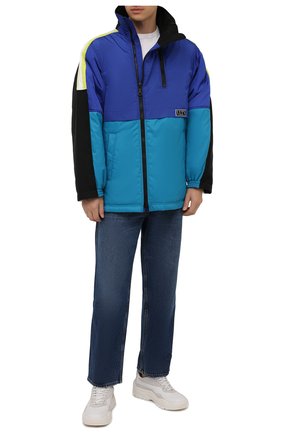 Мужская утепленная куртка VALENTINO синего цвета, арт. WV3CJG107FV | Фото 2 (Материал подклада: Синтетический материал; Длина (верхняя одежда): До середины бедра; Рукава: Длинные; Материал внешний: Синтетический материал; Кросс-КТ: Куртка; Мужское Кросс-КТ: утепленные куртки; Стили: Спорт-шик)