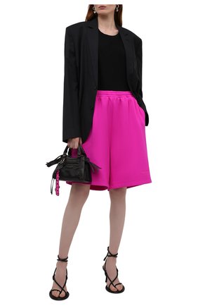 Женские шорты BALENCIAGA фуксия цвета по цене 45800 руб., арт. 657062/TKVK6 | Фото 2 Женские шорты BALENCIAGA фуксия цвета, арт. 657062/TKVK6 | Фото 2