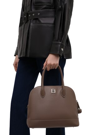 Женская сумка ville small BALENCIAGA коричневого цвета по цене 146000 руб., арт. 645011/1Y53Y | Фото 2 Женская сумка ville small BALENCIAGA коричневого цвета, арт. 645011/1Y53Y | Фото 2 (Размер: small; Материал: Натуральная кожа; Ремень/цепочка: На ремешке; Сумки-технические: Сумки top-handle)
