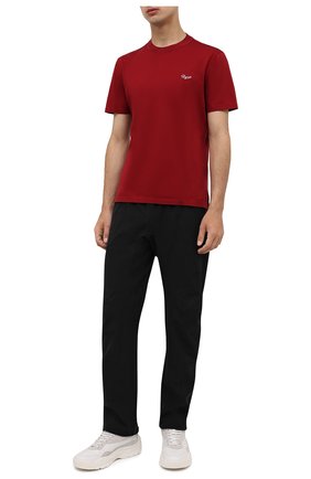 Мужская хлопковая футболка ERMENEGILDO ZEGNA красного цвета, арт. UY526/707R | Фото 2 (Материал внешний: Хлопок; Рукава: Короткие; Длина (для топов): Стандартные; Принт: Без принта; Стили: Кэжуэл)