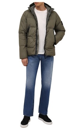 Мужская пуховая куртка STONE ISLAND хаки цвета по цене 69950 руб., арт. 751540123 | Фото 2 Мужская пуховая куртка STONE ISLAND хаки цвета, арт. 751540123 | Фото 2 (Материал утеплителя: Пух и перо; Материал внешний: Синтетический материал; Материал подклада: Синтетический материал; Кросс-КТ: Куртка; Мужское Кросс-КТ: пуховик-короткий; Длина (верхняя одежда): Короткие; Стили: Кэжуэл; Рукава: Длинные)