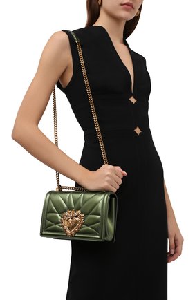 Женская сумка devotion small DOLCE & GABBANA зеленого цвета по цене 152000 руб., арт. BB6652/AK772 | Фото 2 Женская сумка devotion small DOLCE & GABBANA зеленого цвета, арт. BB6652/AK772 | Фото 2 (Материал: Натуральная кожа; Сумки-технические: Сумки через плечо; Ремень/цепочка: С цепочкой, На ремешке; Размер: small; Женское Кросс-КТ: Вечерняя сумка)