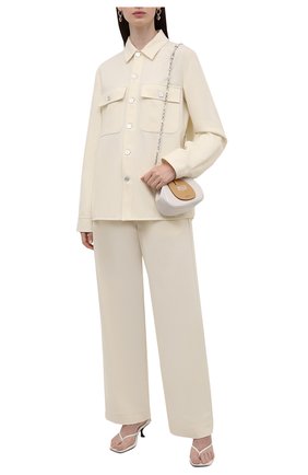 Женские шерстяные брюки JIL SANDER кремвого цвета, арт. JPPT311305-WT212500 | Фото 2 (Силуэт Ж (брюки и джинсы): Широкие; Материал внешний: Шерсть; Длина (брюки, джинсы): Стандартные; Женское Кросс-КТ: Брюки-одежда; Региональные ограничения белый список (Axapta Mercury): RU; Стили: Минимализм)