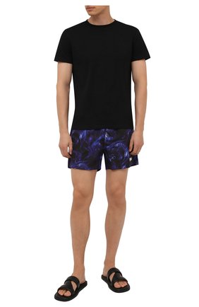 Мужские плавки-шорты VETEMENTS синего цвета по цене 36950 руб., арт. MA52TR450S 1362 | Фото 2 Мужские плавки-шорты VETEMENTS синего цвета, арт. MA52TR450S 1362 | Фото 2