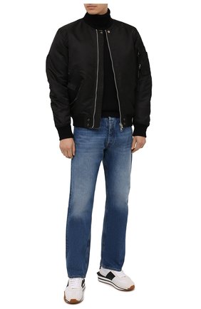 Мужской шерстяной свитер STONE ISLAND темно-синего цвета по цене 29950 руб., арт. 7515525C2 | Фото 2 Мужской шерстяной свитер STONE ISLAND темно-синего цвета, арт. 7515525C2 | Фото 2 (Материал внешний: Шерсть; Мужское Кросс-КТ: Свитер-одежда; Стили: Кэжуэл; Принт: Без принта; Длина (для топов): Стандартные; Рукава: Длинные)