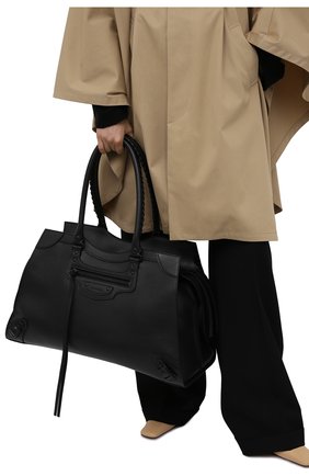 Женская сумка neo classic city l BALENCIAGA черного цвета, арт. 638531/15Y47 | Фото 2 (Размер: large; Материал: Натуральная кожа; Сумки-технические: Сумки top-handle)