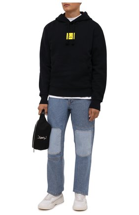 Мужской хлопковое худи ACNE STUDIOS черного цвета по цене 35300 руб., арт. CI0073/M | Фото 2 Мужской хлопковое худи ACNE STUDIOS черного цвета, арт. CI0073/M | Фото 2 (Материал внешний: Хлопок; Длина (для топов): Стандартные; Рукава: Длинные; Мужское Кросс-КТ: Худи-одежда; Стили: Спорт-шик; Принт: С принтом)