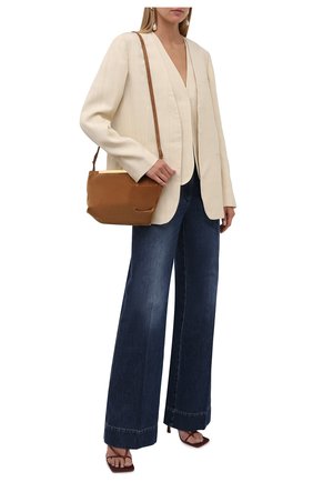 Женские джинсы VICTORIA BECKHAM синего цвета по цене 43350 руб., арт. 1521DJE002909A | Фото 2 Женские джинсы VICTORIA BECKHAM синего цвета, арт. 1521DJE002909A | Фото 2