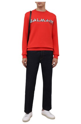 Мужской хлопковый свитшот BALMAIN красного цвета по цене 67450 руб., арт. WH1JQ040/B139 | Фото 2 Мужской хлопковый свитшот BALMAIN красного цвета, арт. WH1JQ040/B139 | Фото 2 (Материал внешний: Хлопок; Мужское Кросс-КТ: свитшот-одежда; Принт: С принтом; Стили: Кэжуэл; Рукава: Длинные; Длина (для топов): Стандартные)