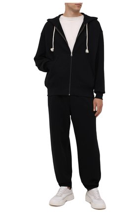 Мужские хлопковые джоггеры ACNE STUDIOS черного цвета по цене 25800 руб., арт. CK0038/M | Фото 2 Мужские хлопковые джоггеры ACNE STUDIOS черного цвета, арт. CK0038/M | Фото 2