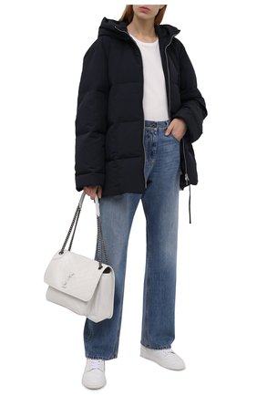 Женский пуховик JIL SANDER темно-синего цвета по цене 125000 руб., арт. JPPT441694-WT441100 | Фото 2 Женский пуховик JIL SANDER темно-синего цвета, арт. JPPT441694-WT441100 | Фото 2 (Материал внешний: Синтетический материал; Материал подклада: Синтетический материал; Материал утеплителя: Пух и перо; Кросс-КТ: Пуховик; Длина (верхняя одежда): До середины бедра; Стили: Минимализм; Рукава: Длинные)