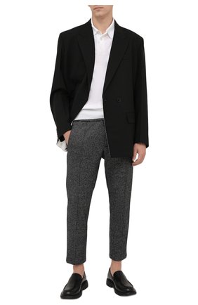 Мужские брюки из шерсти и хлопка DOLCE & GABBANA серого цвета по цене 97700 руб., арт. GYACET/GEV53 | Фото 2 Мужские брюки из шерсти и хлопка DOLCE & GABBANA серого цвета, арт. GYACET/GEV53 | Фото 2 (Материал внешний: Шерсть; Длина (брюки, джинсы): Стандартные; Случай: Повседневный; Стили: Кэжуэл; Мужское Кросс-КТ: Брюки-трикотаж)