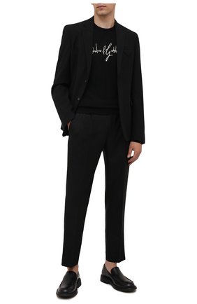 Мужской шерстяной джемпер DOLCE & GABBANA черного цвета по цене 76000 руб., арт. GX526Z/JBVF8 | Фото 2 Мужской шерстяной джемпер DOLCE & GABBANA черного цвета, арт. GX526Z/JBVF8 | Фото 2 (Длина (для топов): Стандартные; Материал внешний: Шерсть; Рукава: Длинные; Мужское Кросс-КТ: Джемперы; Вырез: Круглый; Принт: С принтом; Стили: Кэжуэл)