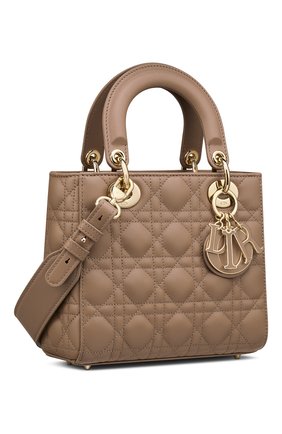 Женская сумка lady dior my abcdior DIOR бежевого цвета по цене 355000 руб., арт. M0538OCEAM45M | Фото 2 Женская сумка lady dior my abcdior DIOR бежевого цвета, арт. M0538OCEAM45M | Фото 2 (Материал: Натуральная кожа; Размер: small; Ремень/цепочка: На ремешке; Сумки-технические: Сумки top-handle; Женское Кросс-КТ: Вечерняя сумка)