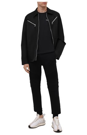 Мужская хлопковая футболка BALMAIN черного цвета по цене 27200 руб., арт. WH1EF000/B069 | Фото 2 Мужская хлопковая футболка BALMAIN черного цвета, арт. WH1EF000/B069 | Фото 2