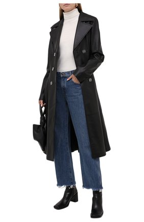 Женское кожаное пальто LOEWE черного цвета по цене 620500 руб., арт. S359Y18L08 | Фото 2 Женское кожаное пальто LOEWE черного цвета, арт. S359Y18L08 | Фото 2 (Длина (верхняя одежда): Длинные; Материал подклада: Хлопок; Рукава: Длинные; 1-2-бортные: Двубортные; Стили: Кэжуэл; Женское Кросс-КТ: Замша и кожа; Материал внешний: Натуральная кожа)