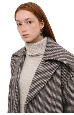 Женские серьги ISABEL MARANT темно-синего цвета по цене 13100 руб., арт. BL0907-21A025B | Фото 2 Женские серьги ISABEL MARANT темно-синего цвета, арт. BL0907-21A025B | Фото 2