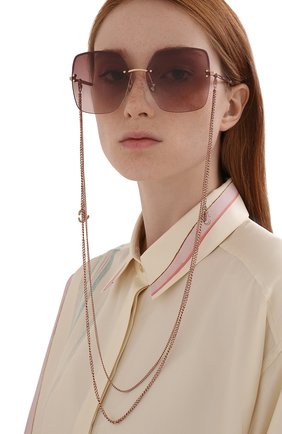 Женские солнцезащитные очки и цепочка JIMMY CHOO розового цвета по цене 39950 руб., арт. TAVI/N DDB | Фото 2 Женские солнцезащитные очки и цепочка JIMMY CHOO розового цвета, арт. TAVI/N DDB | Фото 2