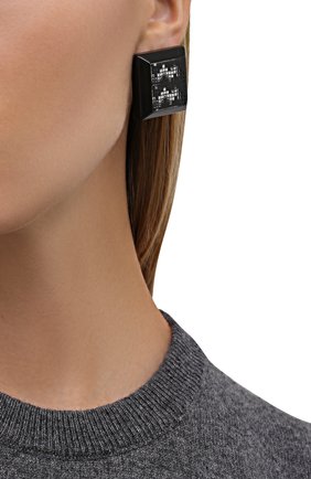 Женские серьги EMPORIO ARMANI черного цвета по цене 14050 руб., арт. 860404/1A615 | Фото 2 Женские серьги EMPORIO ARMANI черного цвета, арт. 860404/1A615 | Фото 2