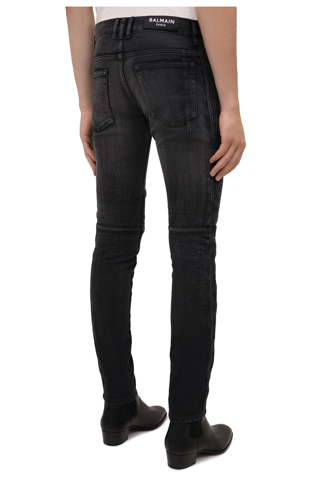 Мужские джинсы BALMAIN темно-серого цвета, арт. WH1MG030/146D | Фото 4 (Силуэт М (брюки): Узкие; Кросс-КТ: Деним; Длина (брюки, джинсы): Стандартные; Стили: Панк; Материал внешний: Хлопок, Деним; Детали: Потертости)