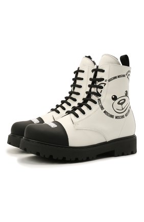 Детские кожаные ботинки MOSCHINO белого цвета по цене 27600 руб., арт. 68920/GUM/BRUN0/GUM/36-41 | Фото 1 Детские кожаные ботинки MOSCHINO белого цвета, арт. 68920/GUM/BRUN0/GUM/36-41 | Фото 1 (Материал утеплителя: Натуральный мех; Материал внешний: Кожа)
