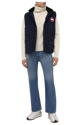 Мужской пуховый жилет freestyle crew CANADA GOOSE темно-синего цвета по цене 47600 руб., арт. 4154M | Фото 2 Мужской пуховый жилет freestyle crew CANADA GOOSE темно-синего цвета, арт. 4154M | Фото 2
