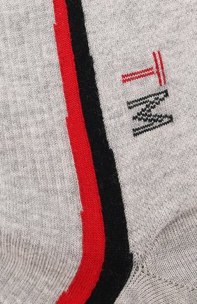 Мужские шерстяные носки ERMENEGILDO ZEGNA светло-серого цвета по цене 5305 руб., арт. N5V404410 | Фото 2 Мужские шерстяные носки ERMENEGILDO ZEGNA светло-серого цвета, арт. N5V404410 | Фото 2 (Материал внешний: Шерсть; Кросс-КТ: бельё)