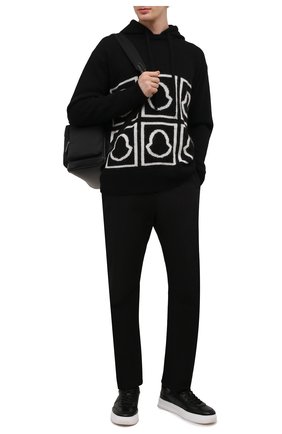 Мужской худи MONCLER черного цвета по цене 68100 руб., арт. G2-091-9C000-13-M1240 | Фото 2 Мужской худи MONCLER черного цвета, арт. G2-091-9C000-13-M1240 | Фото 2 (Длина (для топов): Стандартные; Материал внешний: Шерсть; Рукава: Длинные; Принт: С принтом; Стили: Кэжуэл; Мужское Кросс-КТ: Худи-одежда)